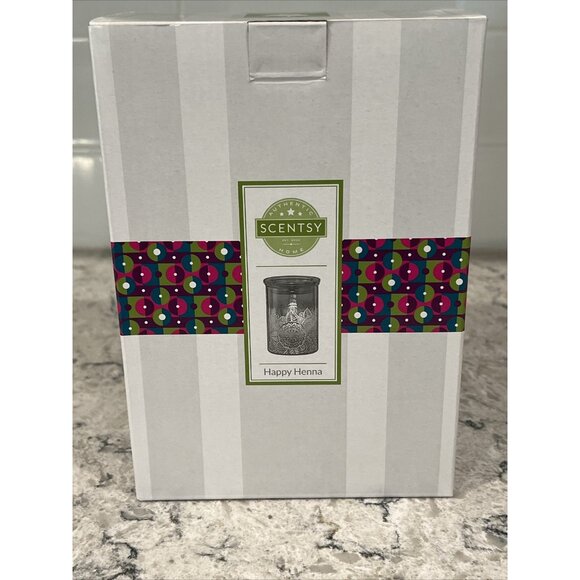 Happy Henna Scentsy Warmer New In Box - Picture 7 of 7